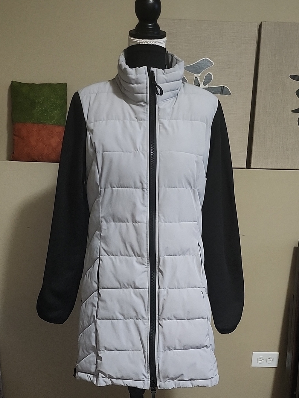 Coat - Picture 1 of 5